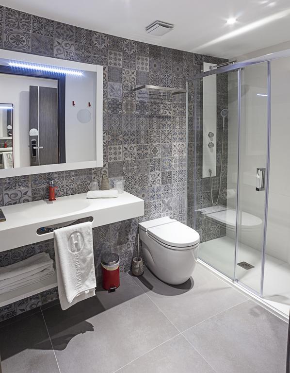 Boutique Hostemplo Sagrada Familia Hotel Барселона Стая снимка