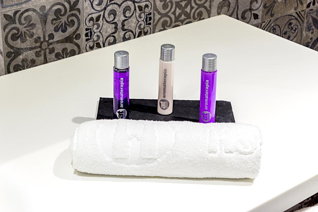 Boutique Hostemplo Sagrada Familia Hotel Барселона Стая снимка
