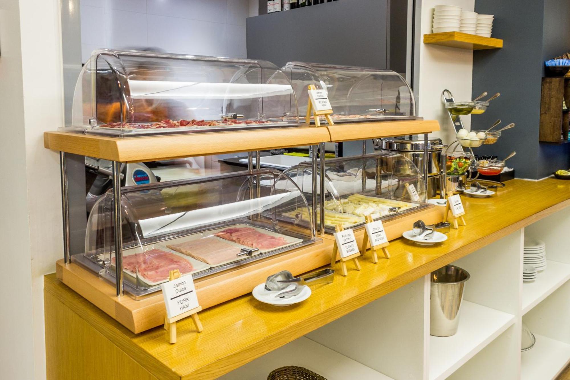 Boutique Hostemplo Sagrada Familia Hotel Барселона Екстериор снимка