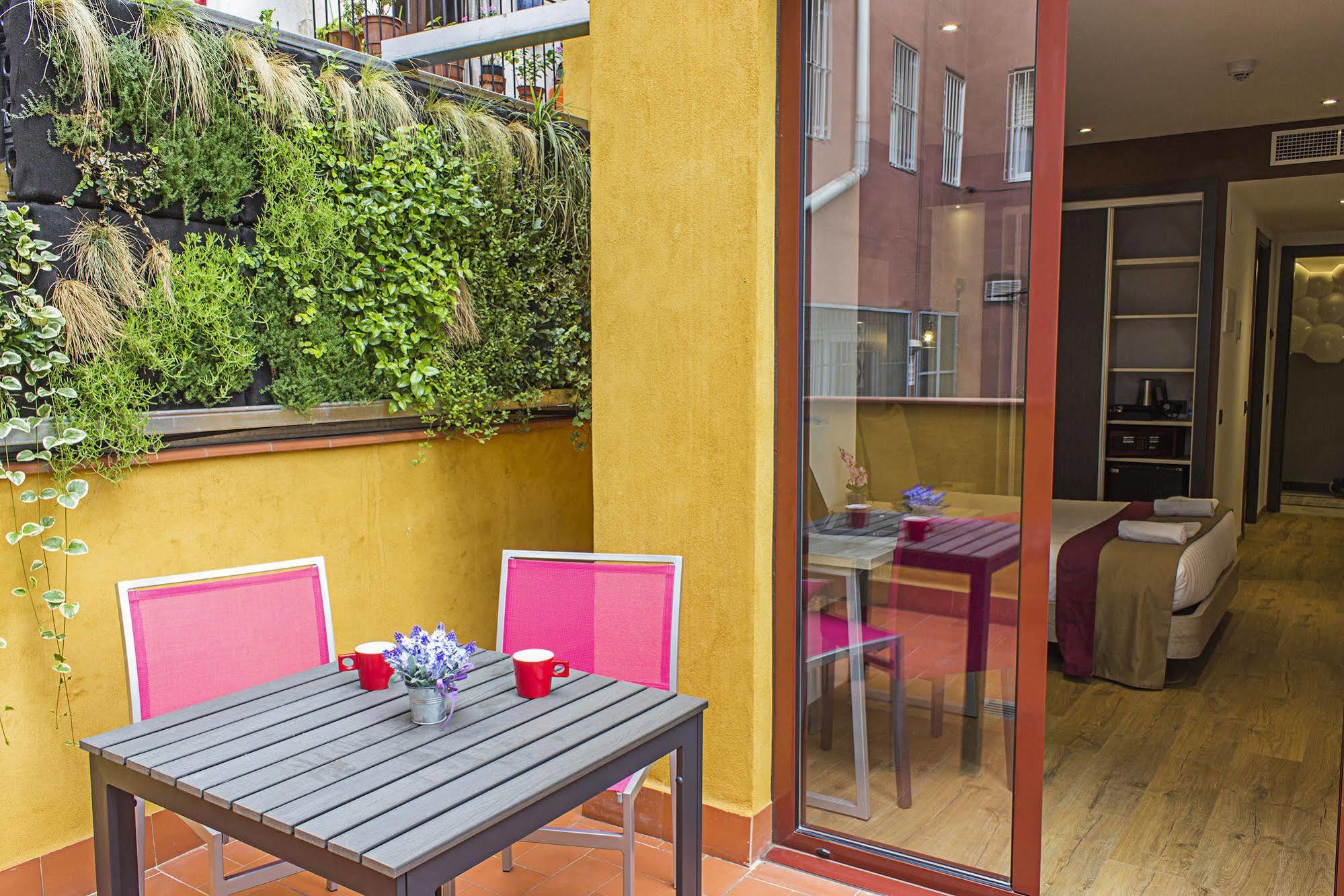 Boutique Hostemplo Sagrada Familia Hotel Барселона Екстериор снимка